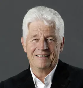Dr. Benedikt Weibel