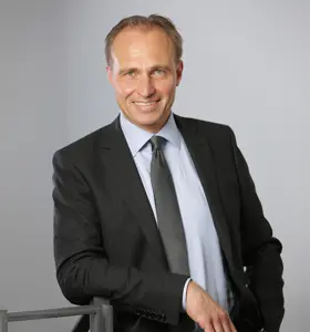 Dr. Ralf Utermöhlen